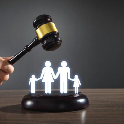 How to Choose a Family Lawyer in Karachi for Divorce and Custody Cases