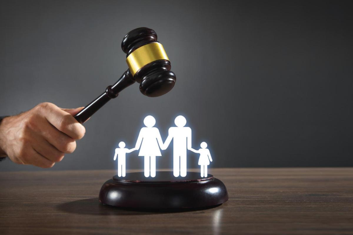 How to Choose a Family Lawyer in Karachi for Divorce and Custody Cases